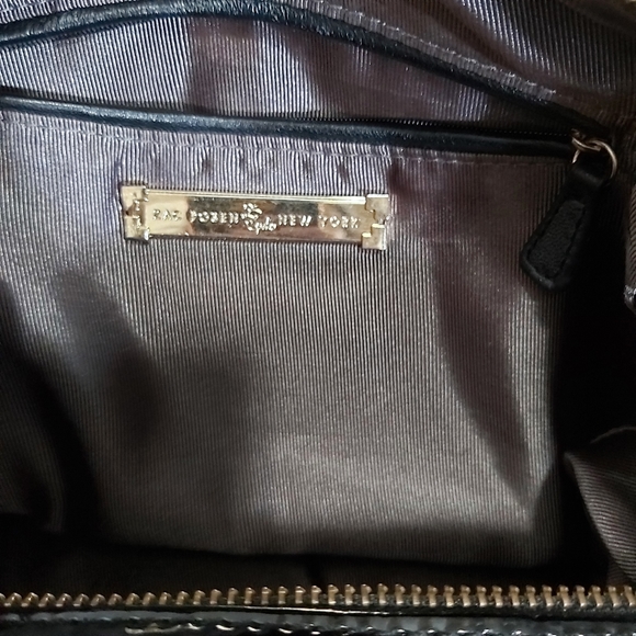 Zac Posen black patent leather satchel purse - Picture 4 of 10